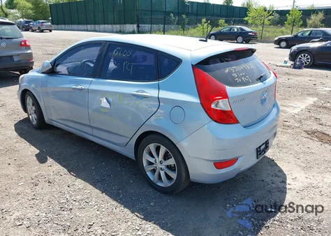 2012 Hyundai Accent Se z USA, uszkodzony, nr VIN KMHCU5AE0CU012473